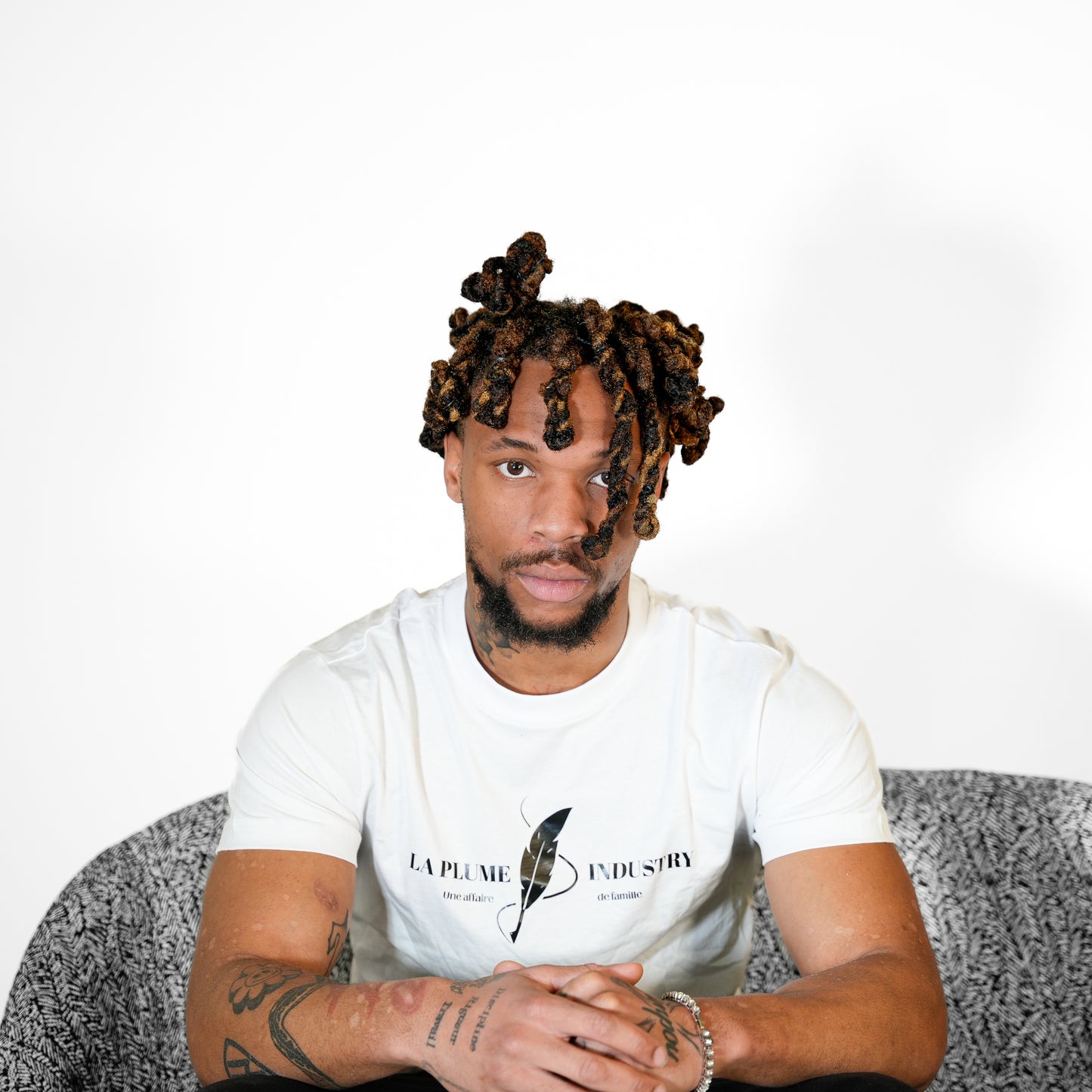 T-shirt Essentials Vibe